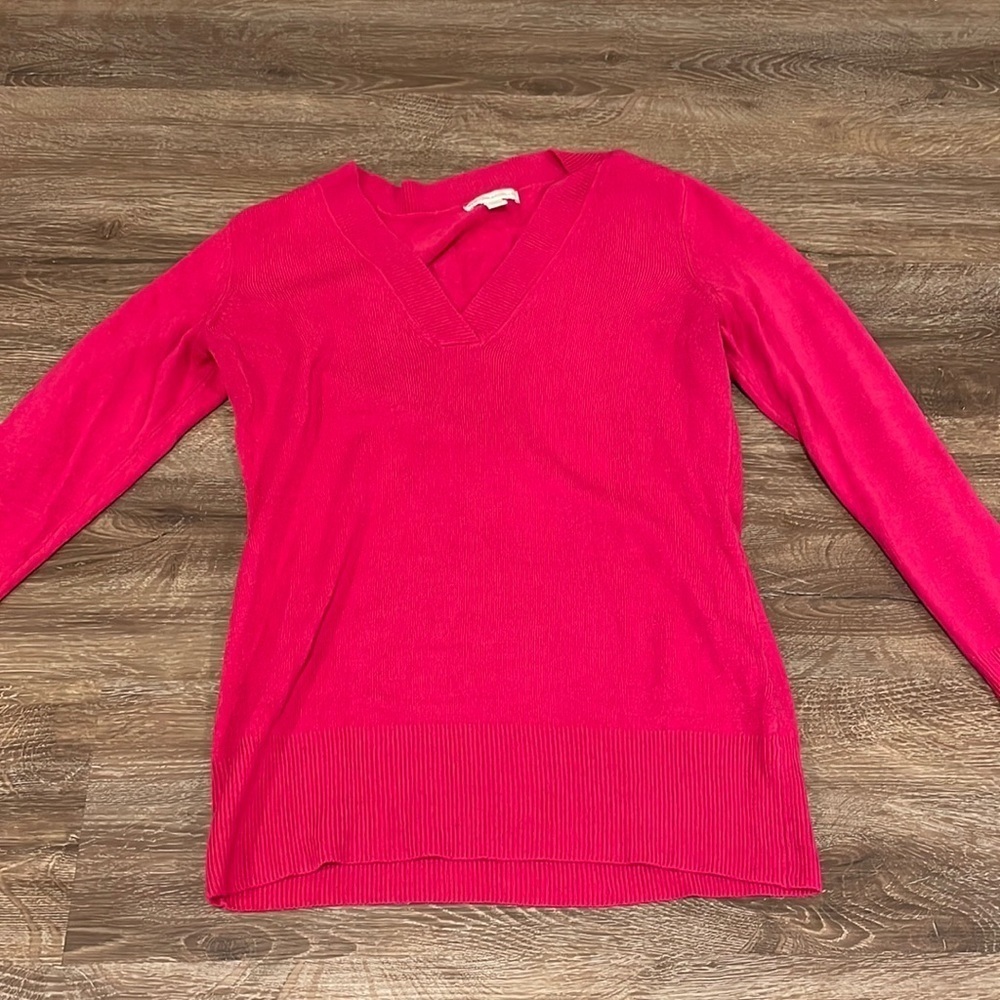 NEW York & Company Women’s Hot Pink V-Neck Sweater - S